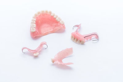 Common Denture Problems and Affordable Solutions