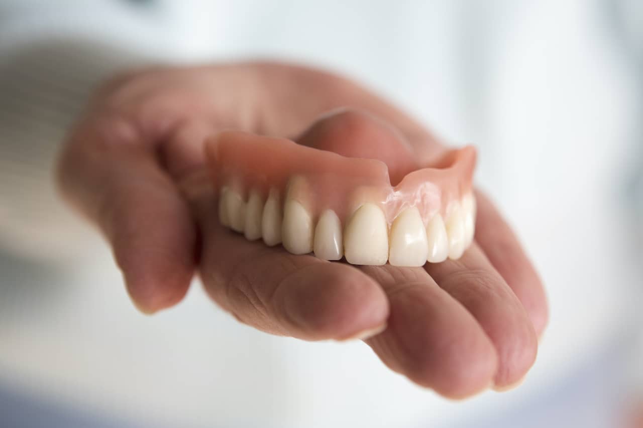 How to Find Quality Dentures at an Affordable Price