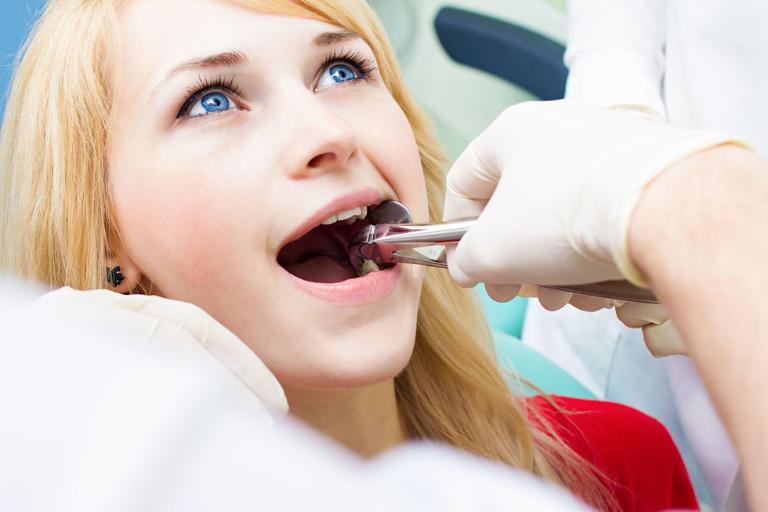 Tooth Extraction Newmarket | Affordable Tooth Extraction Services